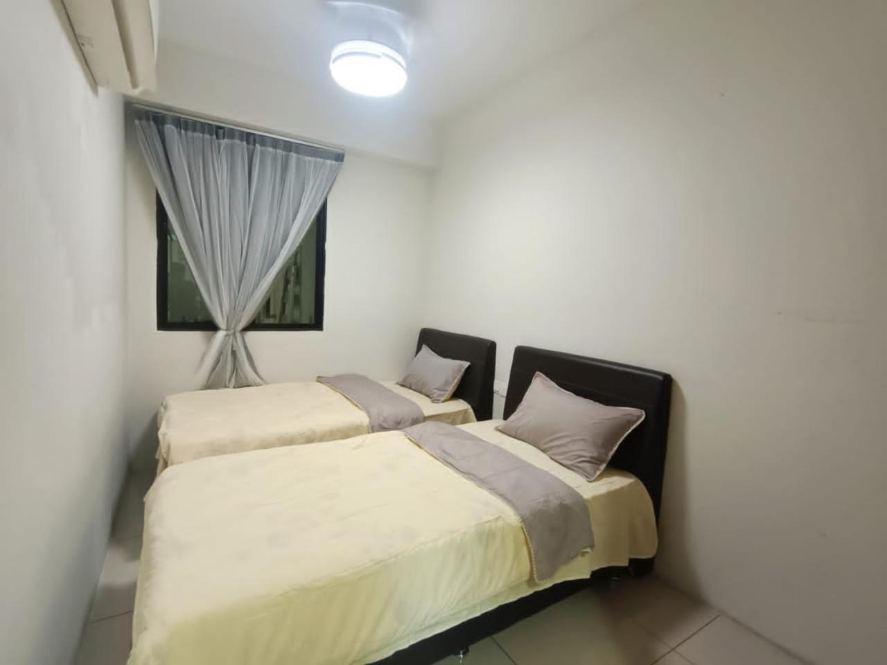 K. Riverfront Apartment Ipoh Exterior foto