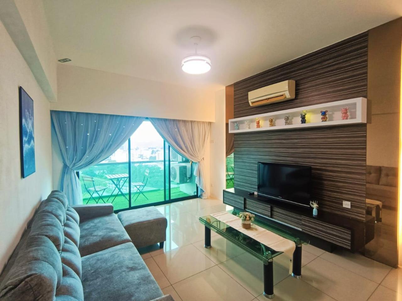 K. Riverfront Apartment Ipoh Exterior foto