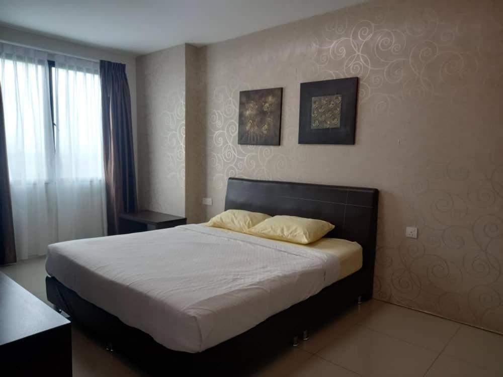 K. Riverfront Apartment Ipoh Exterior foto